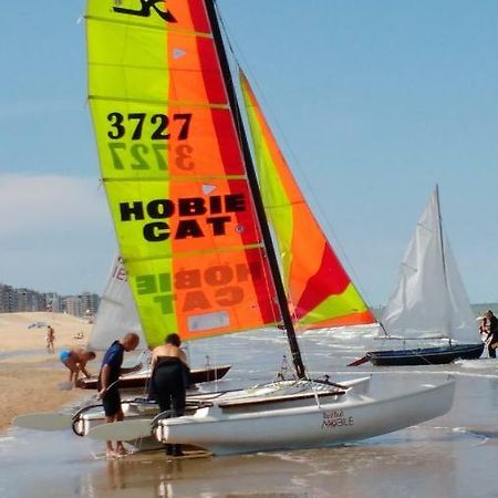 Malibu Beach Koksijde Buitenkant foto